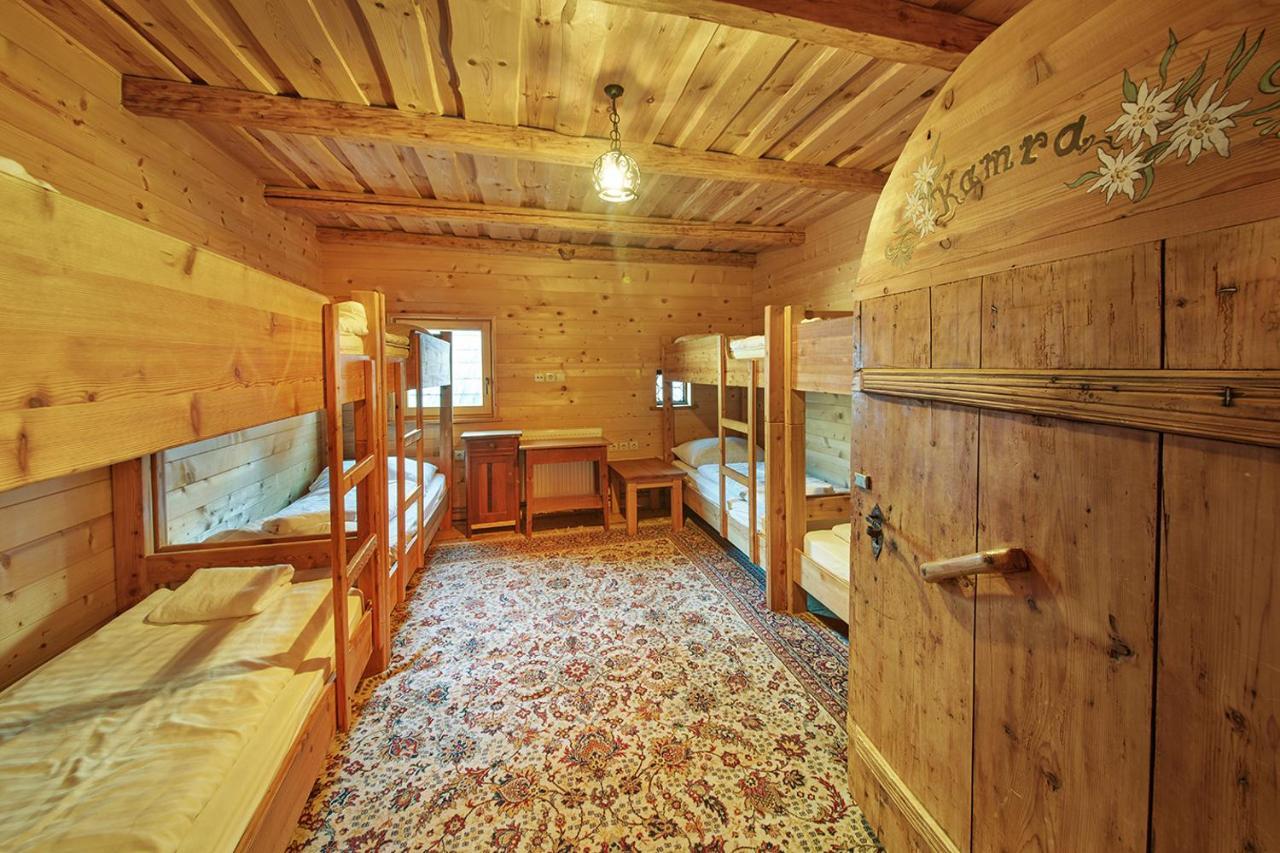 Rute Hotel And Apartments Kranjska Gora Kültér fotó