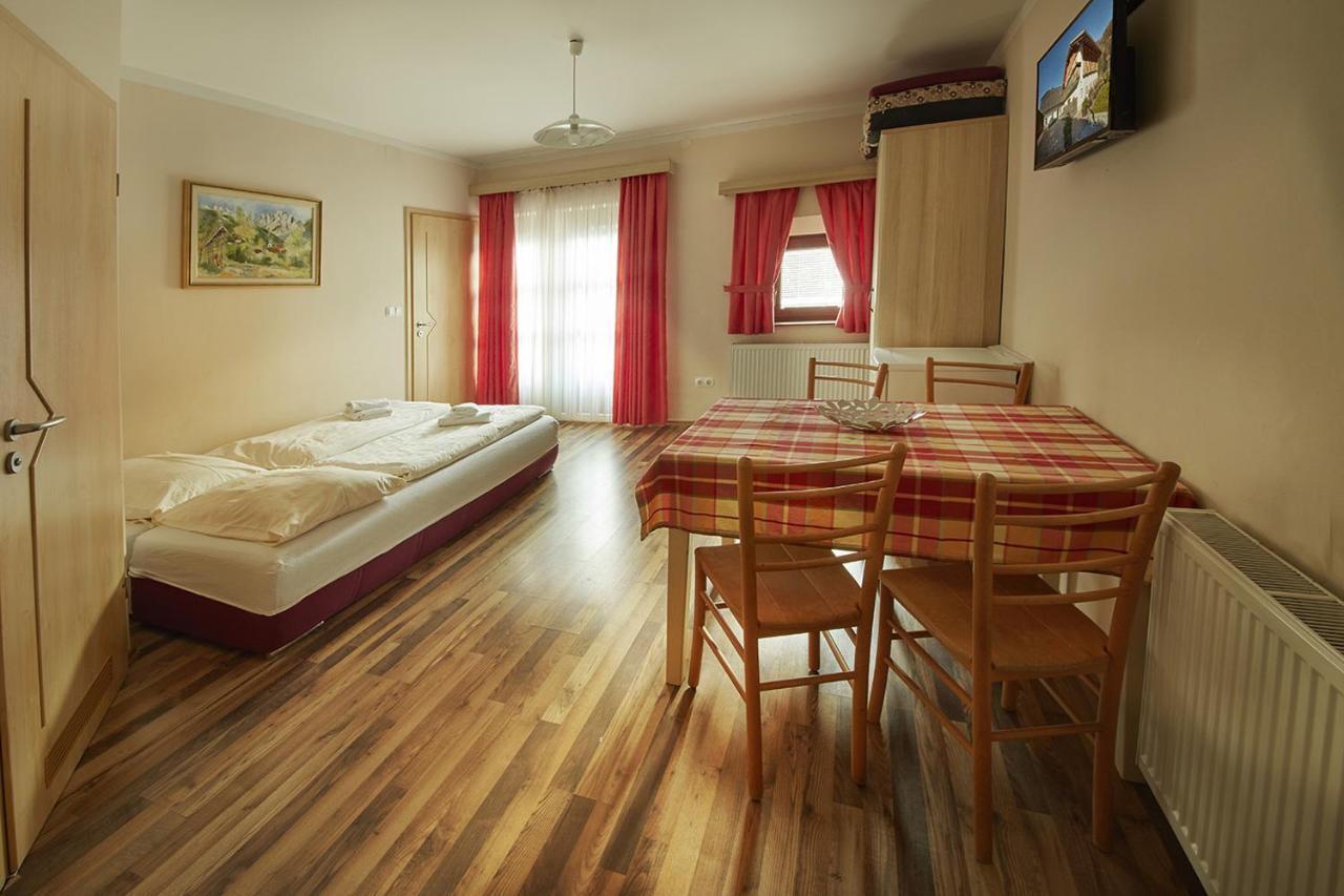Rute Hotel And Apartments Kranjska Gora Kültér fotó