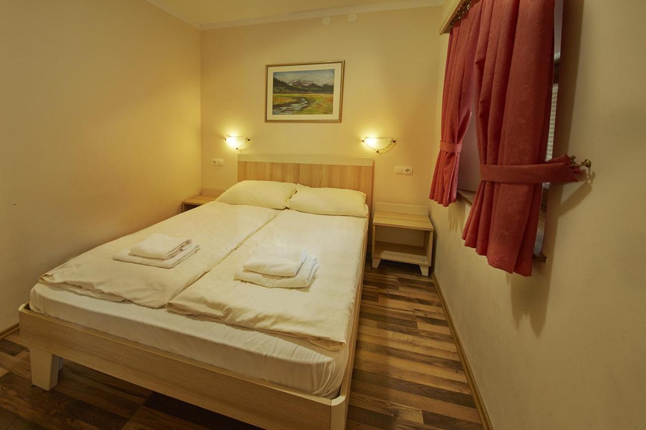 Rute Hotel And Apartments Kranjska Gora Kültér fotó