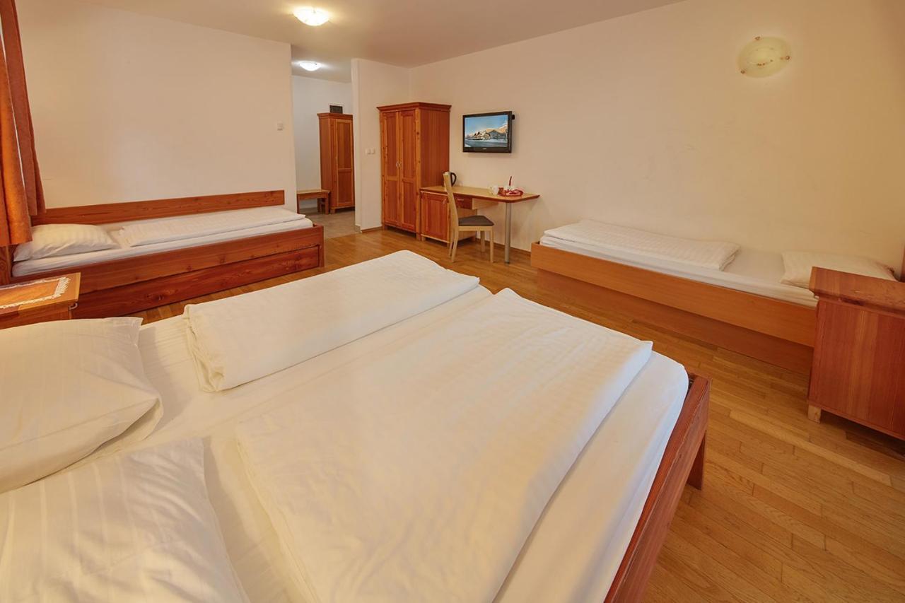 Rute Hotel And Apartments Kranjska Gora Kültér fotó